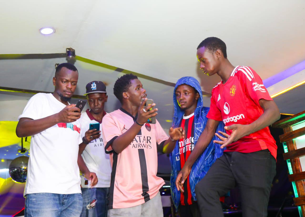 urban-youth-hanging-out-in-sports-jerseys