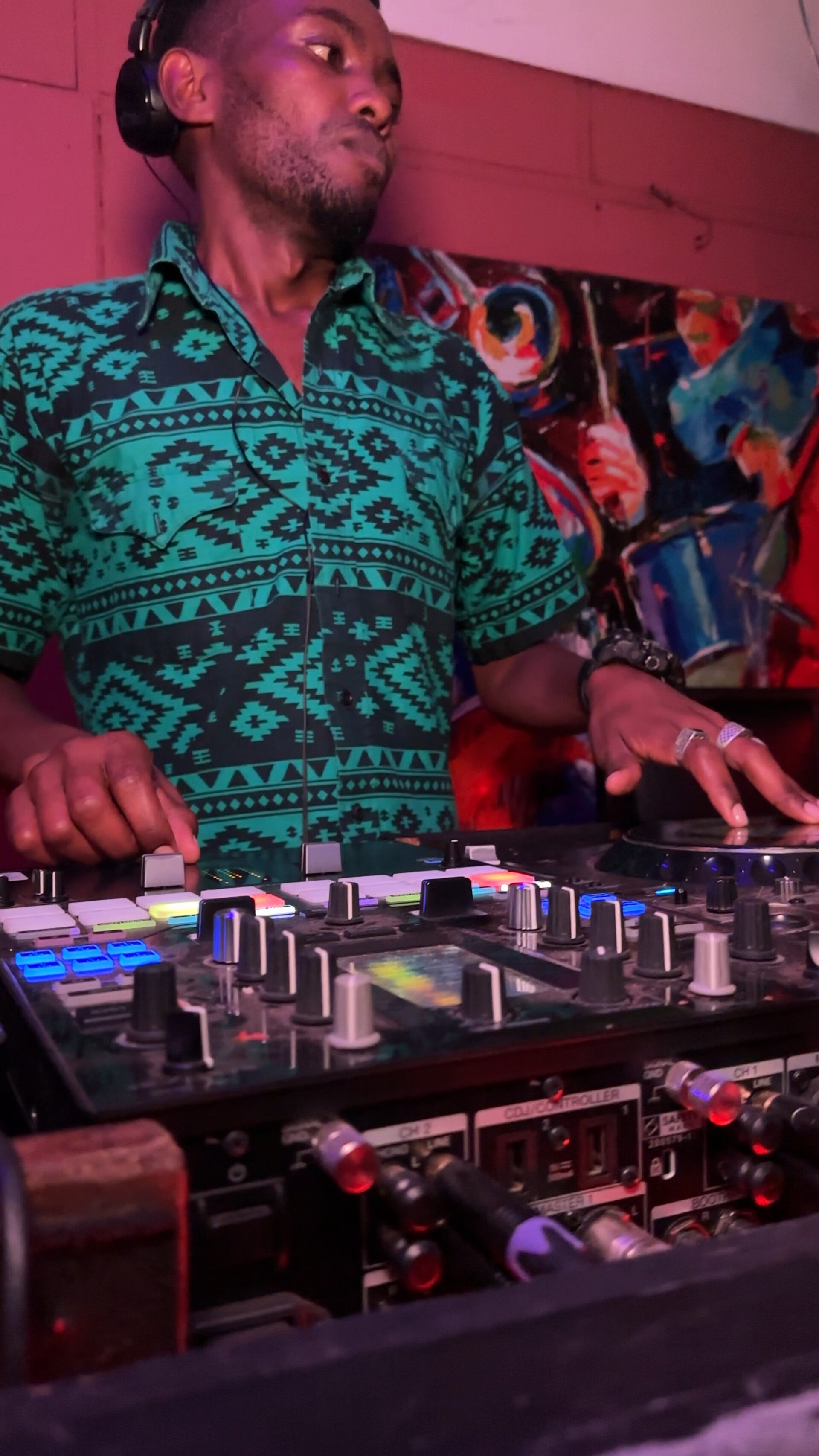 master-of-the-mix-dj-in-the-zone